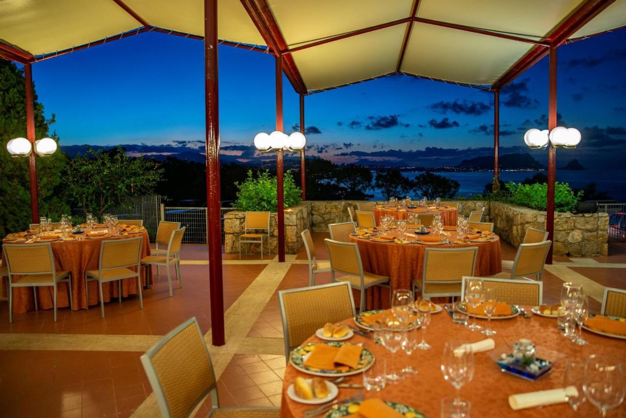 Hotel Torre Normanna Altavilla Milicia Buitenkant foto