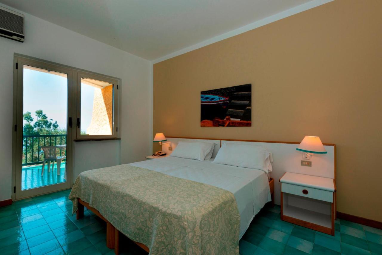 Hotel Torre Normanna Altavilla Milicia Buitenkant foto
