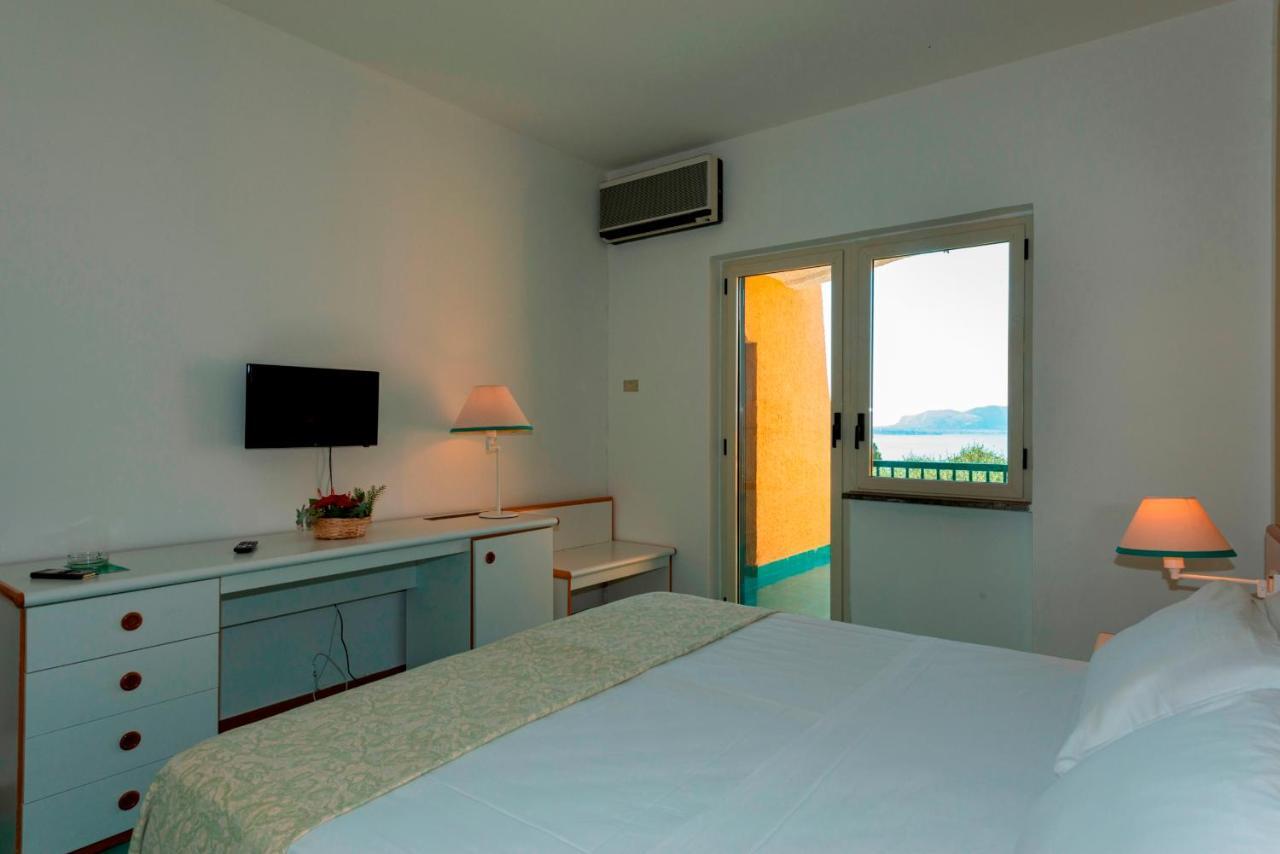 Hotel Torre Normanna Altavilla Milicia Buitenkant foto